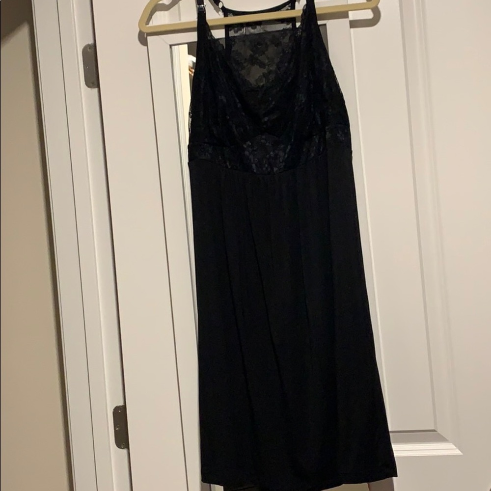 Kindred Bravely nursing gown